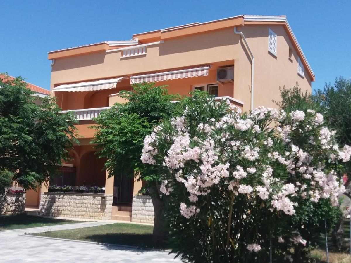 Apartmani Ruza 诺瓦利娅 外观 照片